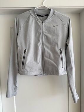 Nike Women’s Light Gray Jacket